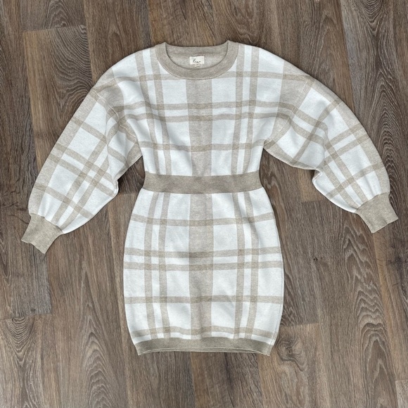 Lena Dresses & Skirts - Lena thick beige Neutral Plaid Sweater Dress Size S Cozy Cottagecore